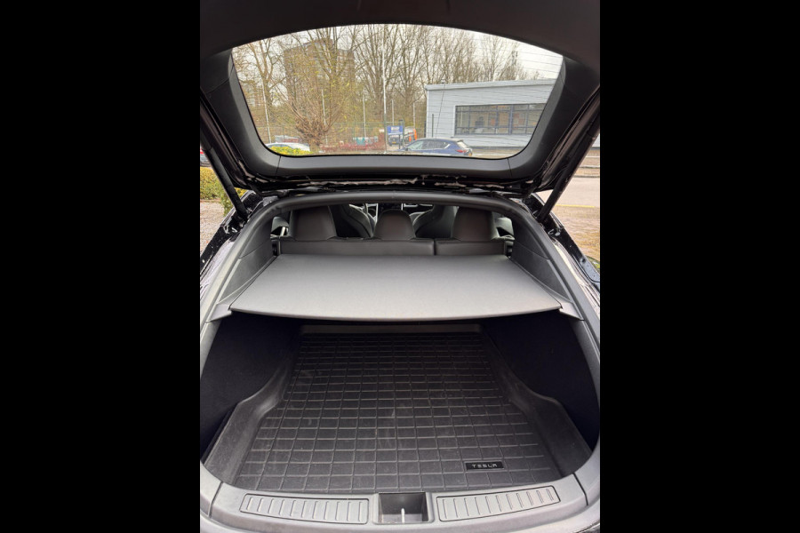 Tesla Model S 75D Base Pano full self drive luchtvering