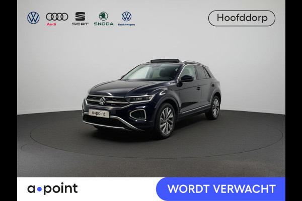 Volkswagen T-Roc 1.5 TSI Style 150 pk Automaat (DSG) | Navigatie | Panoramadak | Parkeersensoren (Park assist) | Achteruitrijcamera | Lederen bekleding | Stoelverwarming |