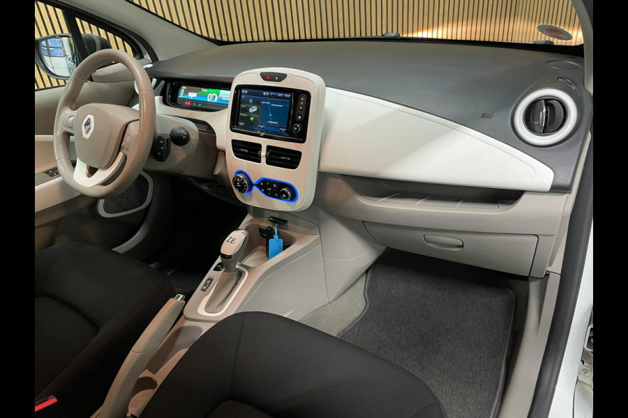 Renault ZOE R90 Entry 22 kWh (EX ACCU)|NAVIGATIE|CRUISE CONTROL|AIRCO|5-DEURS|AUTOMAAT|BLUETOOTH|ELEK.RAMEN+SPIEGELS|PARKEERSENSOR