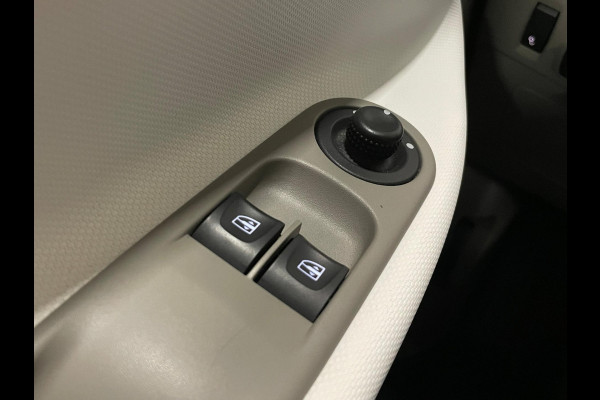 Renault ZOE R90 Entry 22 kWh (EX ACCU)|NAVIGATIE|CRUISE CONTROL|AIRCO|5-DEURS|AUTOMAAT|BLUETOOTH|ELEK.RAMEN+SPIEGELS|PARKEERSENSOR