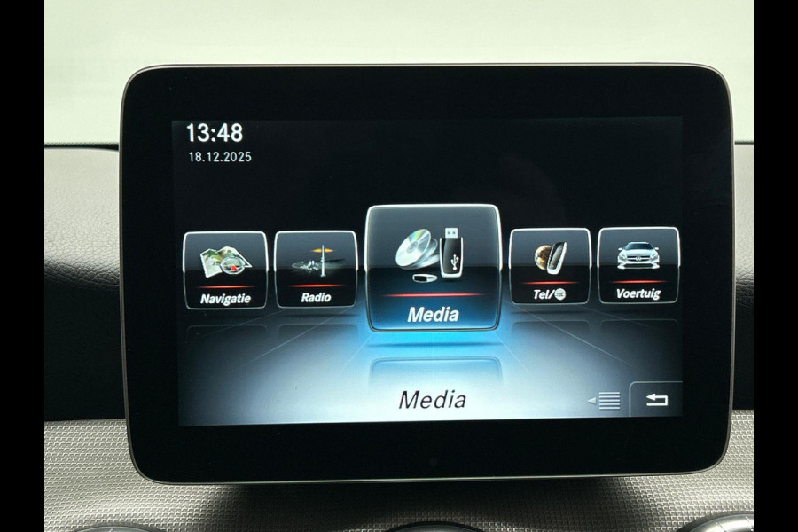 Mercedes-Benz CLA-Klasse Shooting Brake 180 Lease Edition Ambition Trekhaak Camera Navigatie