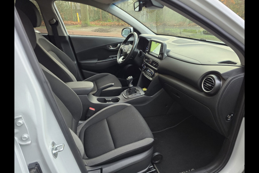 Hyundai Kona 1.0T Comfort | 1E EIGENAAR | 12MND GARANTIE | STOELVERWARMING | NAVI | CAMERA | CRUISE