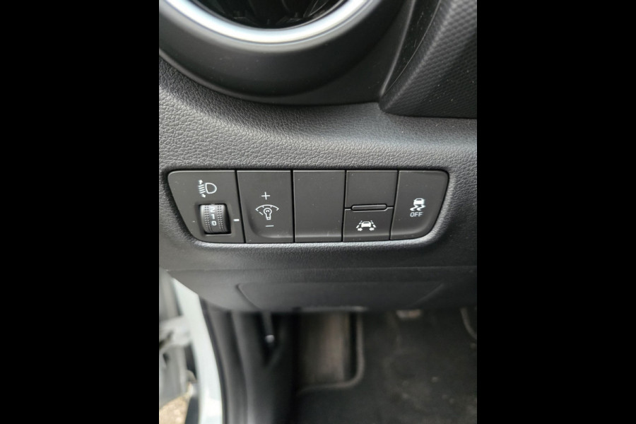 Hyundai Kona 1.0T Comfort | 1E EIGENAAR | 12MND GARANTIE | STOELVERWARMING | NAVI | CAMERA | CRUISE