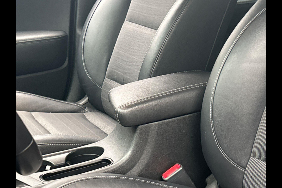 Kia Niro 1.6 GDi Hybrid DynamicLine Origineel NL Trekhaak Apple/Carplay Camera