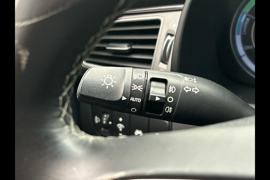 Kia Niro 1.6 GDi Hybrid DynamicLine Origineel NL Trekhaak Apple/Carplay Camera