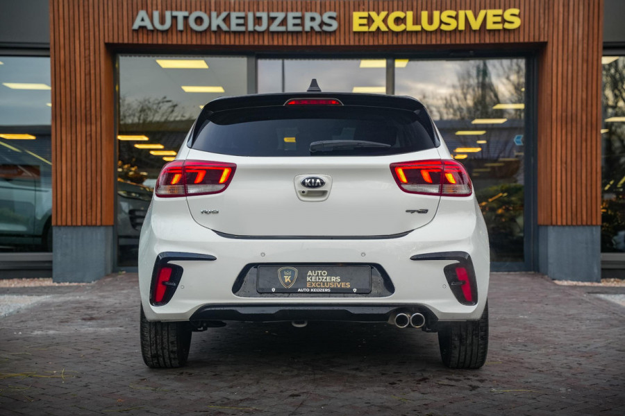 Kia Rio GT line Camera Navigatie Cruise Stuurverw. Stoelverw. Climate Control