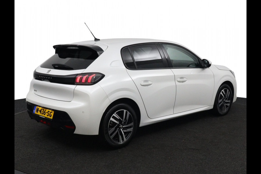 Peugeot 208 1.2 Allure*AUTOM.*ECC*CRUISE*NAVI*CAM*CARPLAY.*