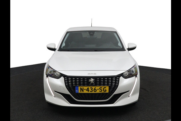 Peugeot 208 1.2 Allure*AUTOM.*ECC*CRUISE*NAVI*CAM*CARPLAY.*