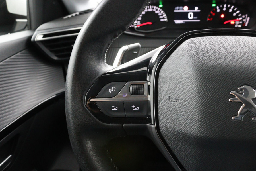Peugeot 208 1.2 Allure*AUTOM.*ECC*CRUISE*NAVI*CAM*CARPLAY.*