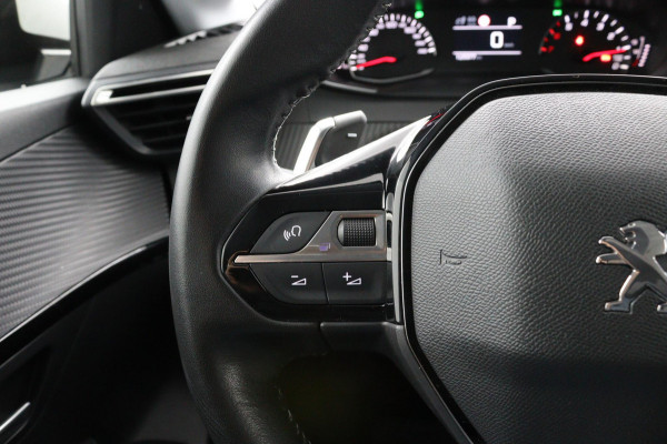 Peugeot 208 1.2 Allure*AUTOM.*ECC*CRUISE*NAVI*CAM*CARPLAY.*
