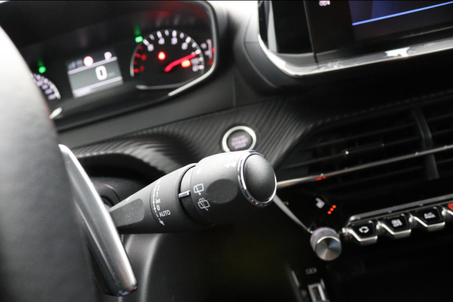 Peugeot 208 1.2 Allure*AUTOM.*ECC*CRUISE*NAVI*CAM*CARPLAY.*