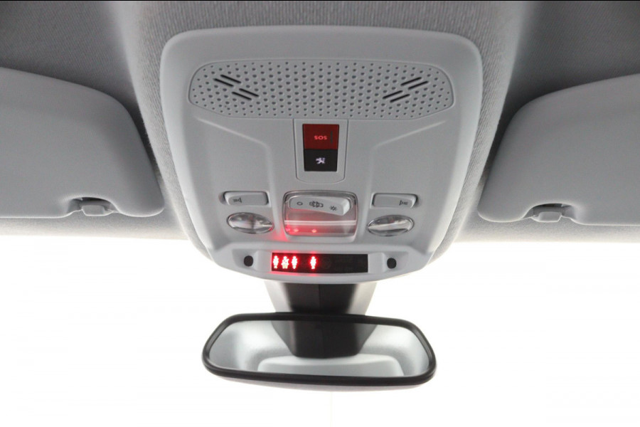 Peugeot 208 1.2 Allure*AUTOM.*ECC*CRUISE*NAVI*CAM*CARPLAY.*