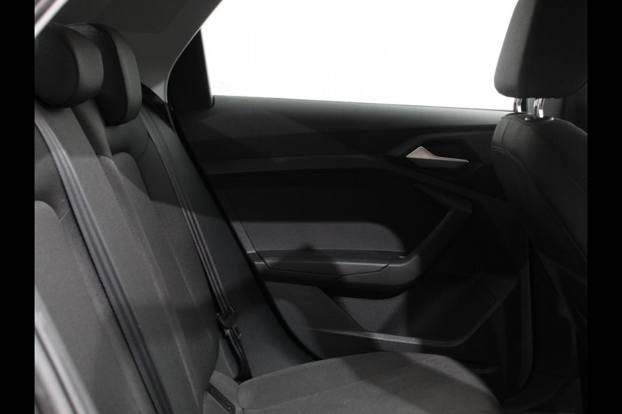 Audi A1 Sportback 30 TFSI 110pk Epic | Navigatie | Digitale cockpit | Climate Control | stoelverwarming | parkeersensoren v+a