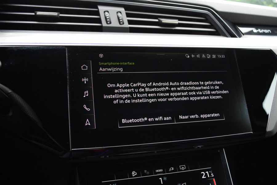 Audi Q8 e-tron 55 Quattro / 2x S-line/ Luchtvering/ Standkachel/ Top View/ Trekhaak/ Panoramadak/ 300kW (408PK)