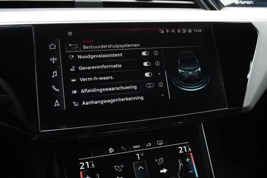 Audi Q8 e-tron 55 Quattro / 2x S-line/ Luchtvering/ Standkachel/ Top View/ Trekhaak/ Panoramadak/ 300kW (408PK)