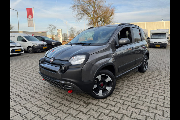 Fiat Panda 1.0 Hybrid Cross (BOVAG/RIJKLAARPRIJS)