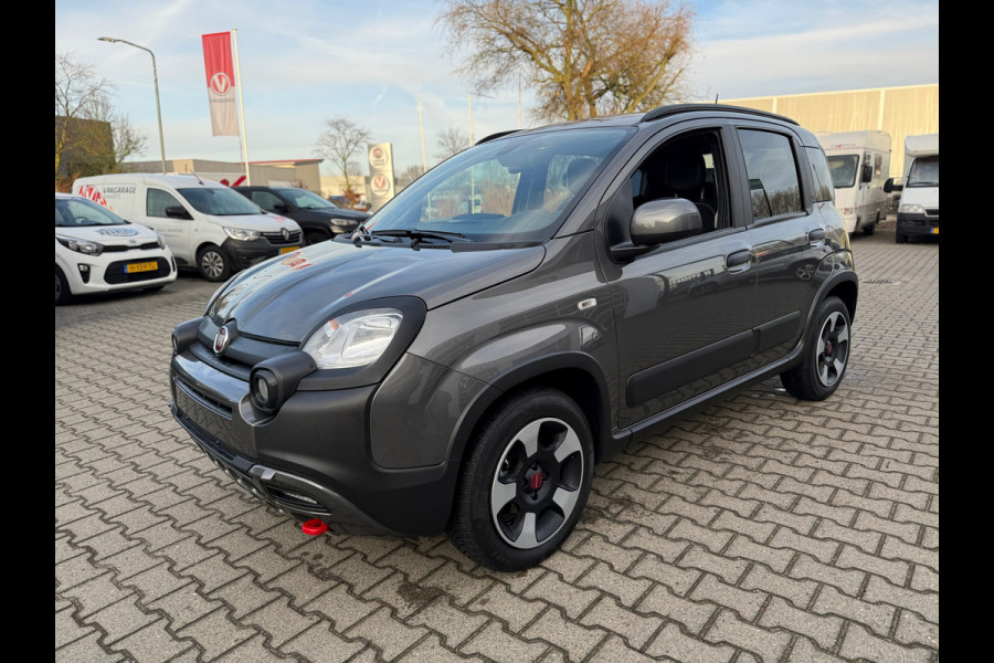 Fiat Panda 1.0 Hybrid Cross (BOVAG/RIJKLAARPRIJS)