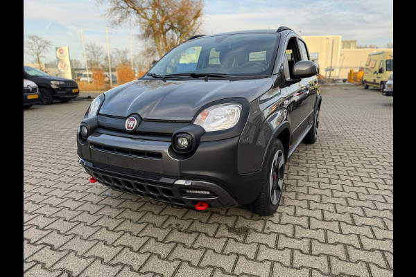 Fiat Panda 1.0 Hybrid Cross (BOVAG/RIJKLAARPRIJS)