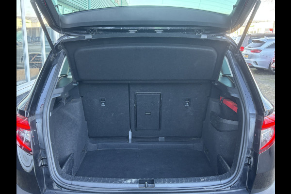 Škoda Karoq 1.5 TSI ACT Business | Stuurverwarming | Apple Carplay | Parkeer Sensoren | Cruise
