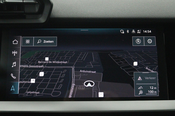 Audi A3 Sportback 30 TFSI Advanced edition (LANE-ASSIST, NAVIGATIE, CRUISE CONTROL ADAPTIEF, AUTOMAAT, PARKEERSENSOREN)