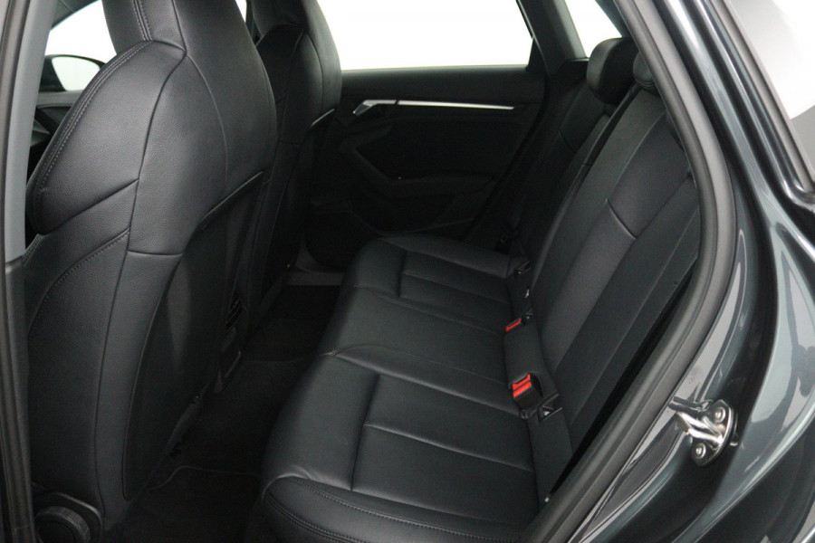 Audi A3 Sportback 30 TFSI Advanced edition (LANE-ASSIST, NAVIGATIE, CRUISE CONTROL ADAPTIEF, AUTOMAAT, PARKEERSENSOREN)