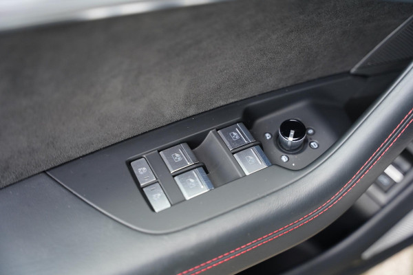 Audi A6 Avant RS 6 TFSI quattro BTW B&O Advanced Milltek Uitlaat