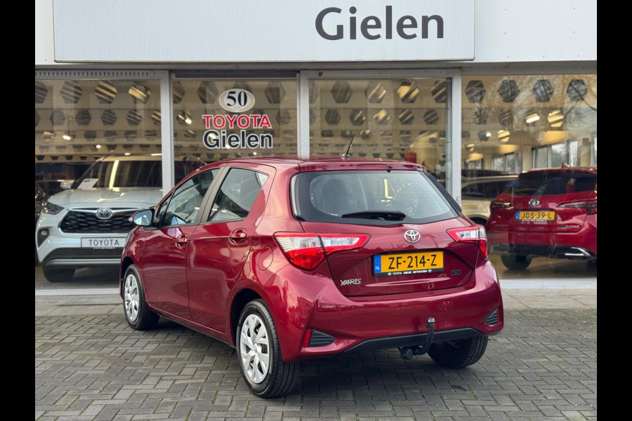 Toyota Yaris 1.5 VVT-i 111pk Active | Trekhaak, Rood parelmoer, Parkeercamera, Cruise control, Climate control