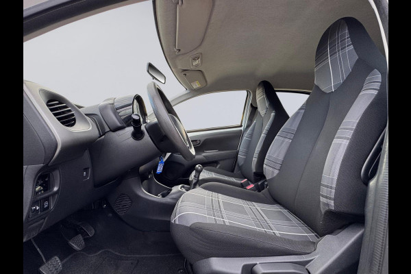 Peugeot 108 1.0 e-VTi Blue Lion, 5 deurs, airco, NL auto met nationale auto pas