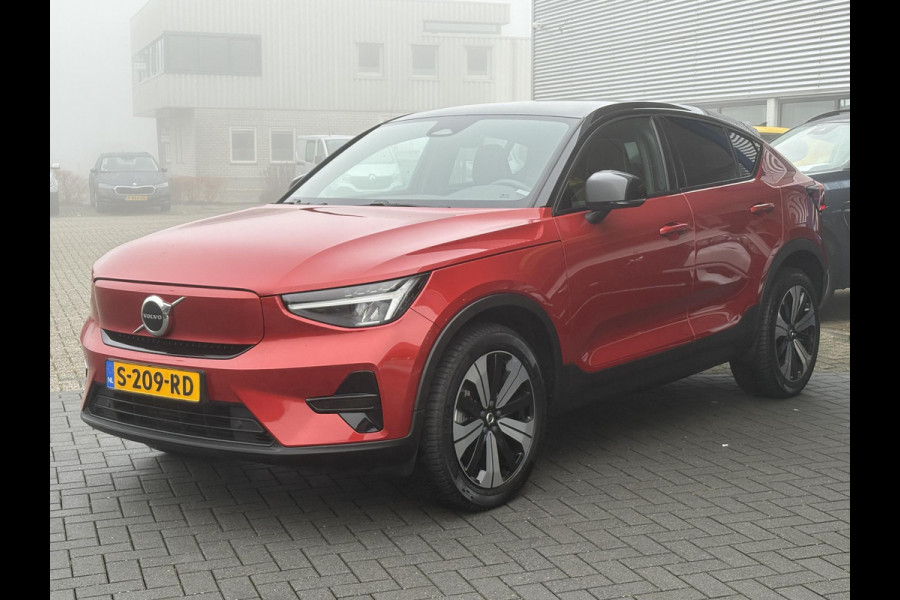 Volvo C40 Recharge Plus 69 kWh | Panoramadak | Adaptive cruise control | Stoel- & Stuurverwarming | Camera