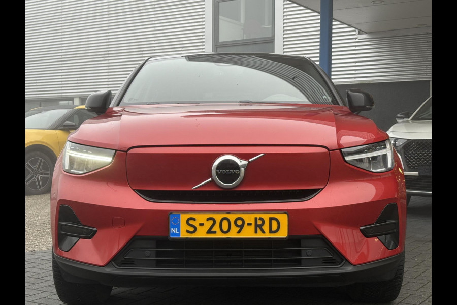 Volvo C40 Recharge Plus 69 kWh | Panoramadak | Adaptive cruise control | Stoel- & Stuurverwarming | Camera