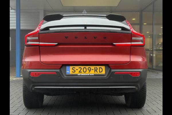 Volvo C40 Recharge Plus 69 kWh | Panoramadak | Adaptive cruise control | Stoel- & Stuurverwarming | Camera