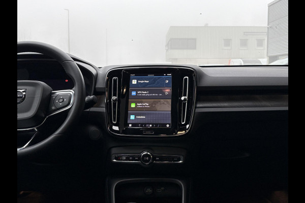Volvo C40 Recharge Plus 69 kWh | Panoramadak | Adaptive cruise control | Stoel- & Stuurverwarming | Camera