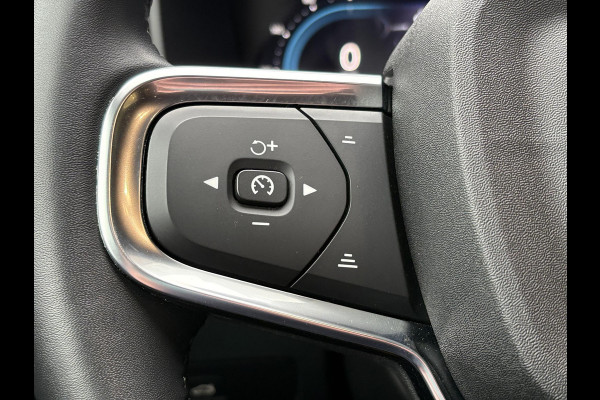 Volvo C40 Recharge Plus 69 kWh | Panoramadak | Adaptive cruise control | Stoel- & Stuurverwarming | Camera