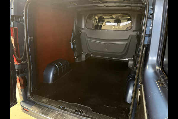 Renault Trafic 2.0 dCi 170PK Automaat T29 L2H1 DC 6-pers 2x schuifdeur Luxe | Trekhaak | Camera | LED | Navi