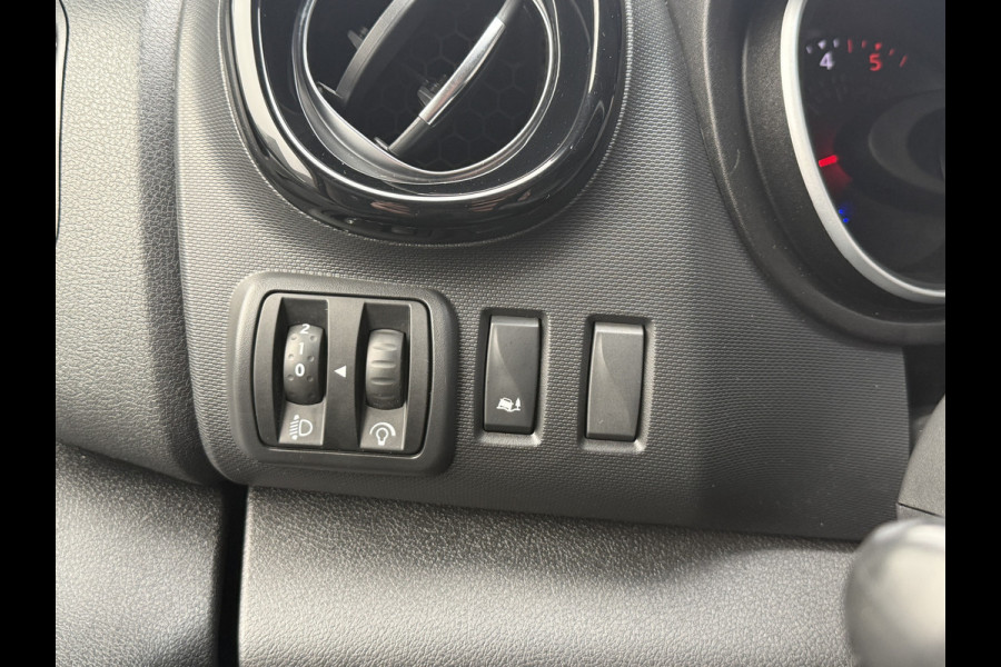 Renault Trafic 2.0 dCi 170PK Automaat T29 L2H1 DC 6-pers 2x schuifdeur Luxe | Trekhaak | Camera | LED | Navi