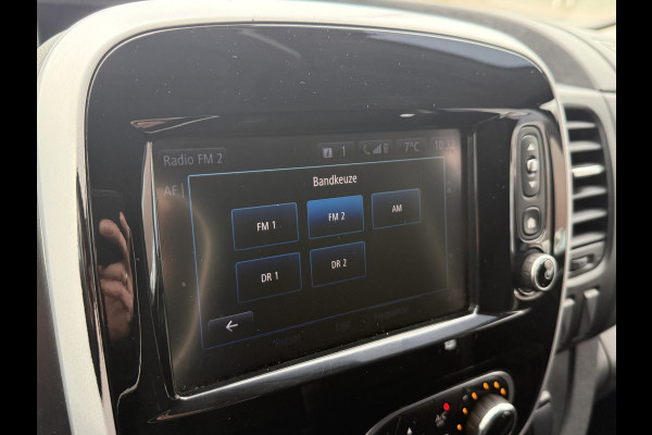 Renault Trafic 2.0 dCi 170PK Automaat T29 L2H1 DC 6-pers 2x schuifdeur Luxe | Trekhaak | Camera | LED | Navi