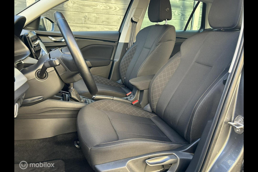 Škoda Kamiq 1.0 TSI Ambition DSG AUTOMAAT / FM nav / Carplay / 17" / Clima
