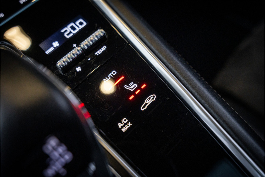 Porsche Panamera Sport Turismo 4.0 GTS Sport Chrono l Panorama l Memory l Luchtvering