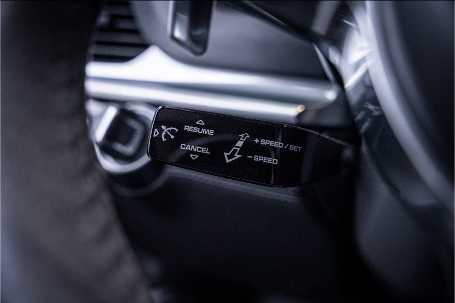 Porsche Panamera Sport Turismo 4.0 GTS Sport Chrono l Panorama l Memory l Luchtvering