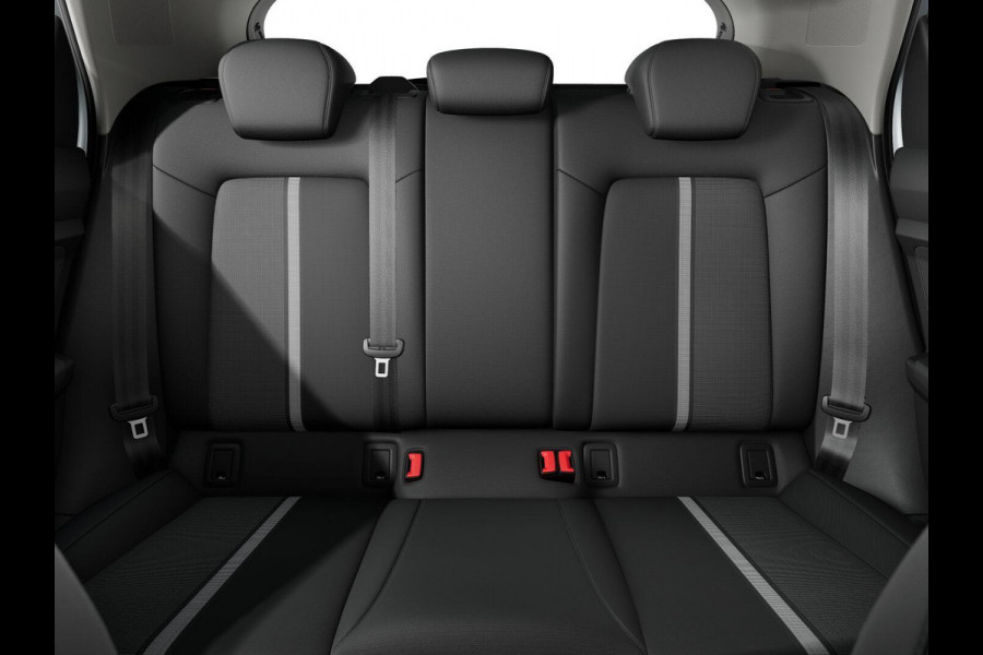 Audi A1 Sportback Advanced edition 25 TFSI 95 pk | Parkeerhulp plus | Automatische airco | Inklapbare buitenspiegels | Dak in contrast kleur |