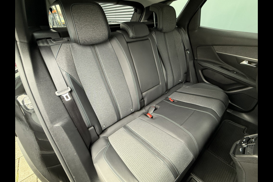 Peugeot 3008 BWJ 2022 | 1.6 HYbrid4 300PK Blue Allure | TREKHAAK | LEDER/STOF | CAMERA A | CLIMA | NAVI | CARPLAY | STOELVERW | PDC 2X |