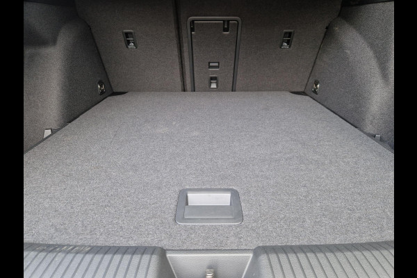 Volkswagen Golf Variant 1.5 eTSI Life Business | Camera | Stoel/Stuurverwarming | ACC | LED | PDC | DAB | 18 inch