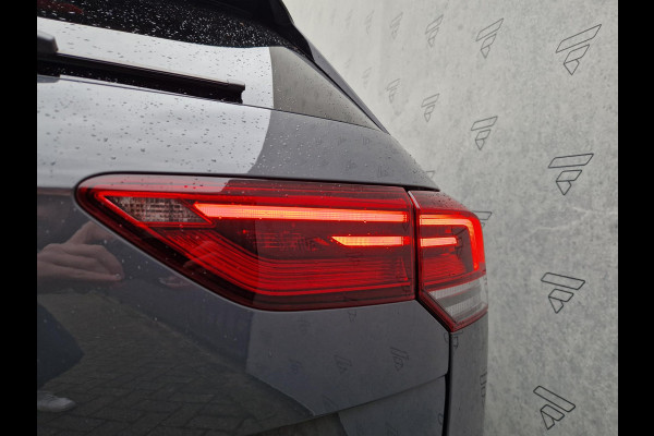 Volkswagen Golf Variant 1.5 eTSI Life Business | Camera | Stoel/Stuurverwarming | ACC | LED | PDC | DAB | 18 inch