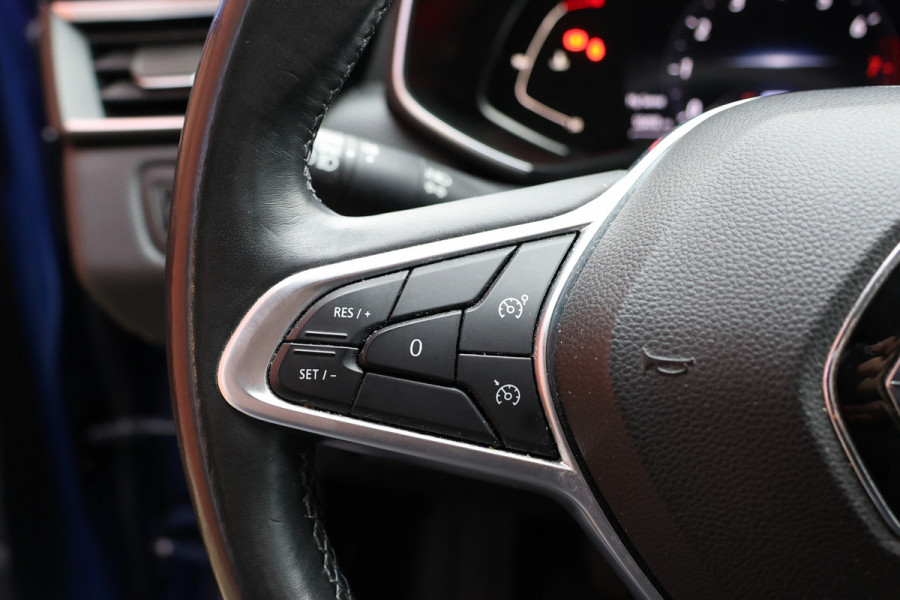 Renault Clio 1.0 TCe Intens | CarPlay | Cruise control | Climate control | PDC | Lederen bekleding | MF Stuur | Regensensor | NL Auto | NAP Logisch | Nieuwe APK