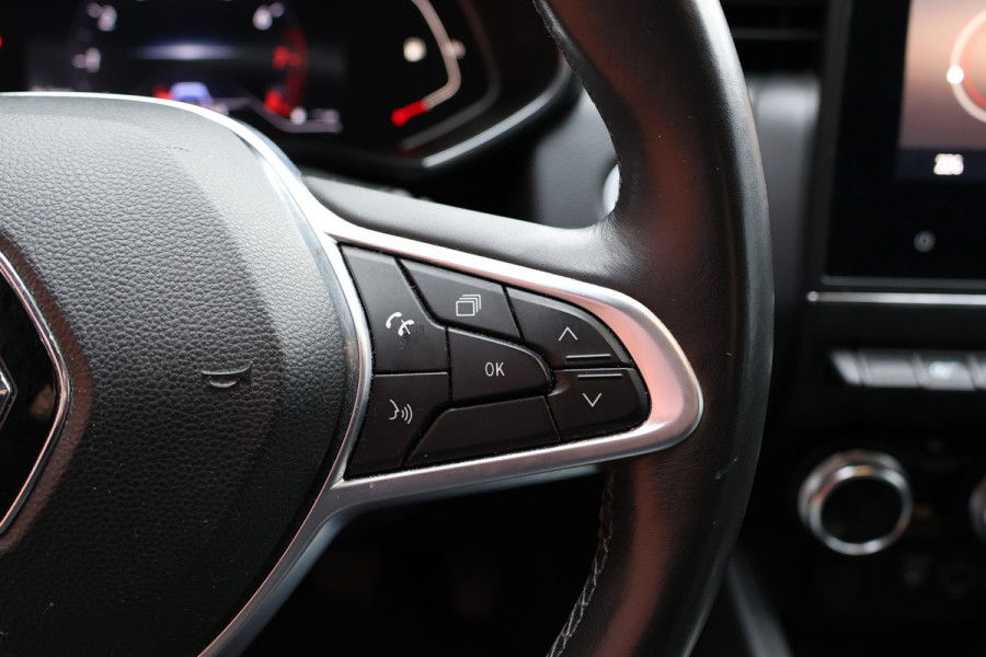 Renault Clio 1.0 TCe Intens | CarPlay | Cruise control | Climate control | PDC | Lederen bekleding | MF Stuur | Regensensor | NL Auto | NAP Logisch | Nieuwe APK