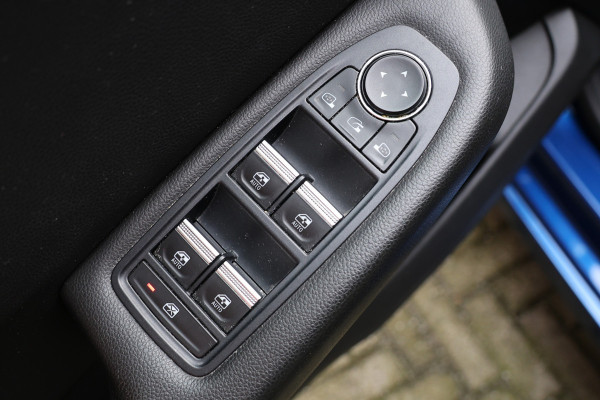 Renault Clio 1.0 TCe Intens | CarPlay | Cruise control | Climate control | PDC | Lederen bekleding | MF Stuur | Regensensor | NL Auto | NAP Logisch | Nieuwe APK