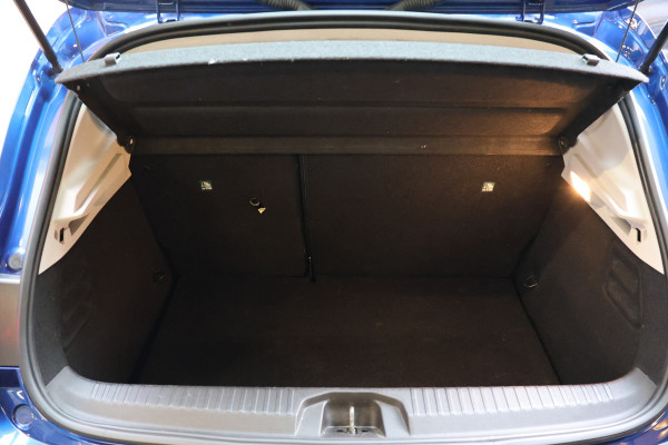 Renault Clio 1.0 TCe Intens | CarPlay | Cruise control | Climate control | PDC | Lederen bekleding | MF Stuur | Regensensor | NL Auto | NAP Logisch | Nieuwe APK