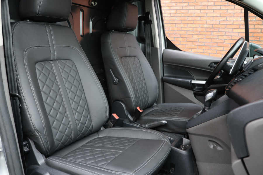 Ford Transit Connect 1.5 EcoBlue 120 PK AUT L2 | CarPlay | Camera | Trekhaak | Cruise control | PDC | Dealer onhouden | Nieuwe APK