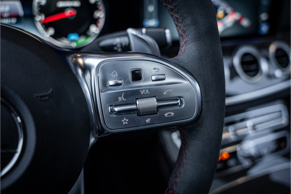 Mercedes-Benz E-Klasse Estate AMG 53 4MATIC Premium Plus - Magno Selenietgrijs | Panorama | Burmester | Stoelkoeling & Massage | Elek. Trekhaak