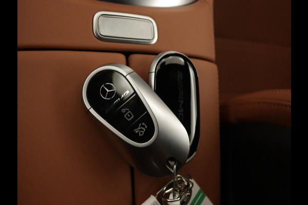 Mercedes-Benz SL-Klasse Roadster 43 | Premium Plus pakket | 21" AMG-velgen zwart | AMG Nightpakket | Rijassistentiepakket Plus | Head-up display | ENERGIZING-pakket plus | Burmester Sound systeem | Stoelventilatie voor | 360° camera |